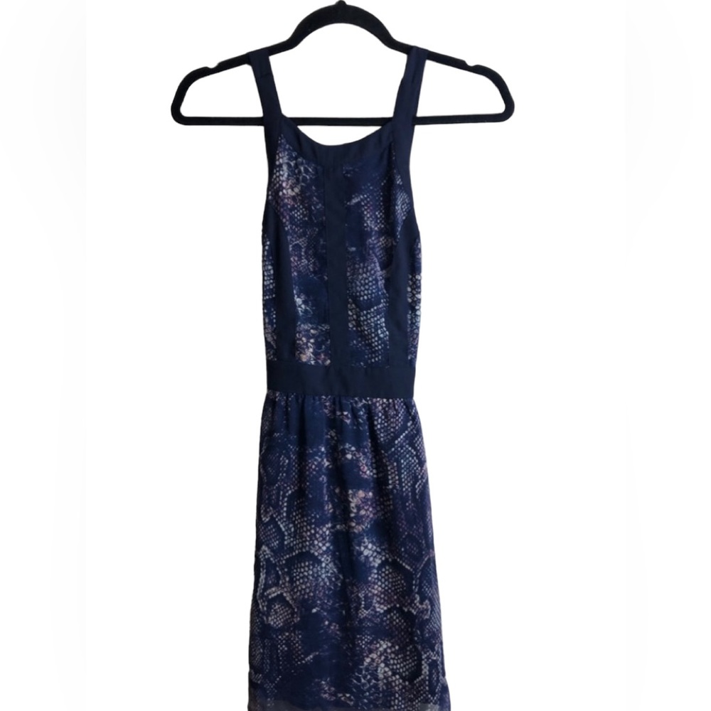 NEW JustFab Purple & Blue Printed Cross Back Mini Dress Size Small